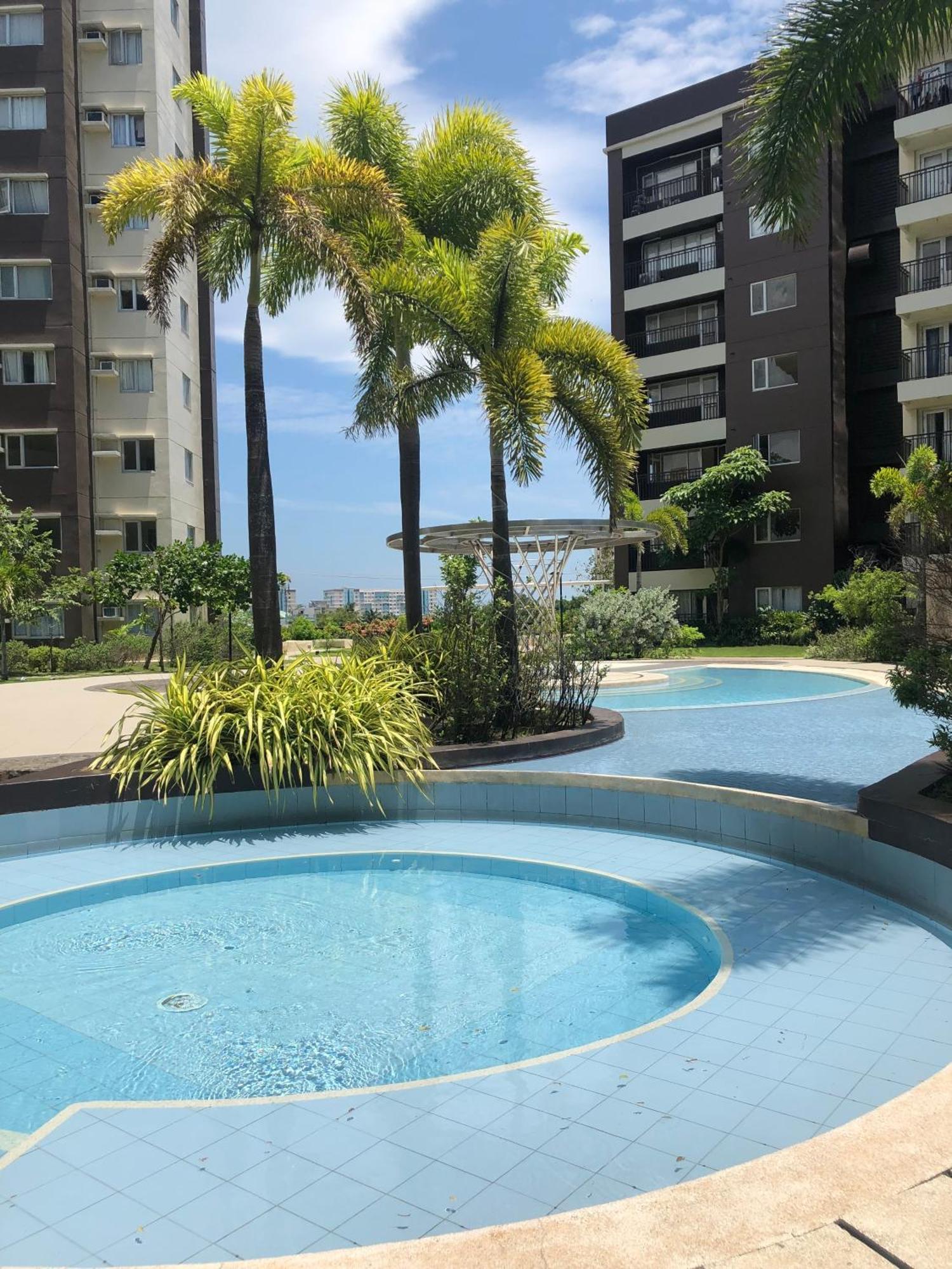 Cozy 2 Bedroom Condo With Balcony For Rent Iloilo City Exterior photo